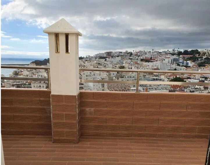 2 Bedroom Apartment for sale in Albufeira