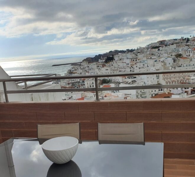 2 Bedroom Apartment for sale in Albufeira