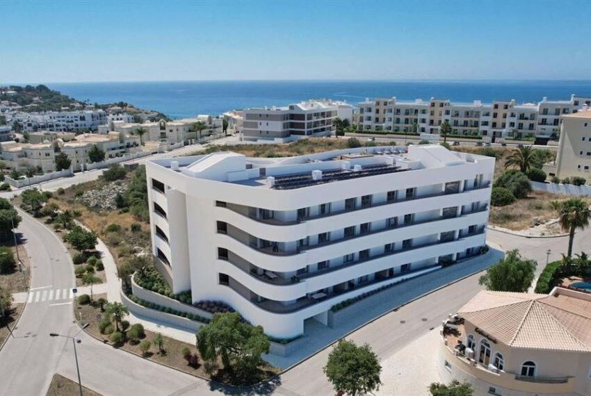 Buy property in the Algarve, 2-Bedroom Apartment for Sale Porto de Mós